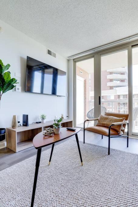 Gorgeous 1 Bedroom Condo At Ballston Place With Gym 阿林顿 外观 照片