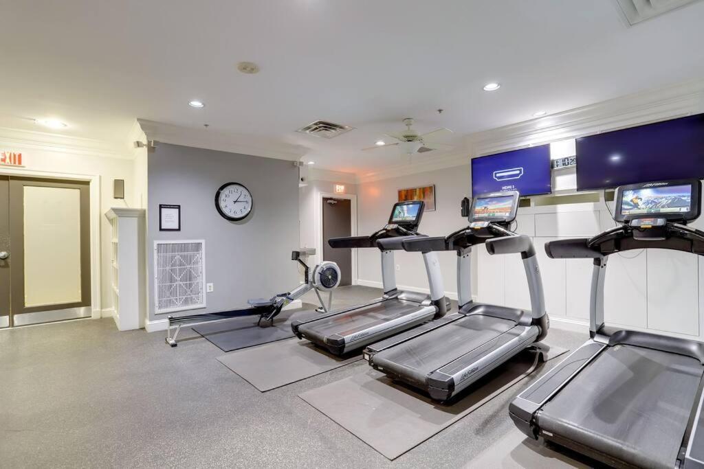 Gorgeous 1 Bedroom Condo At Ballston Place With Gym 阿林顿 外观 照片