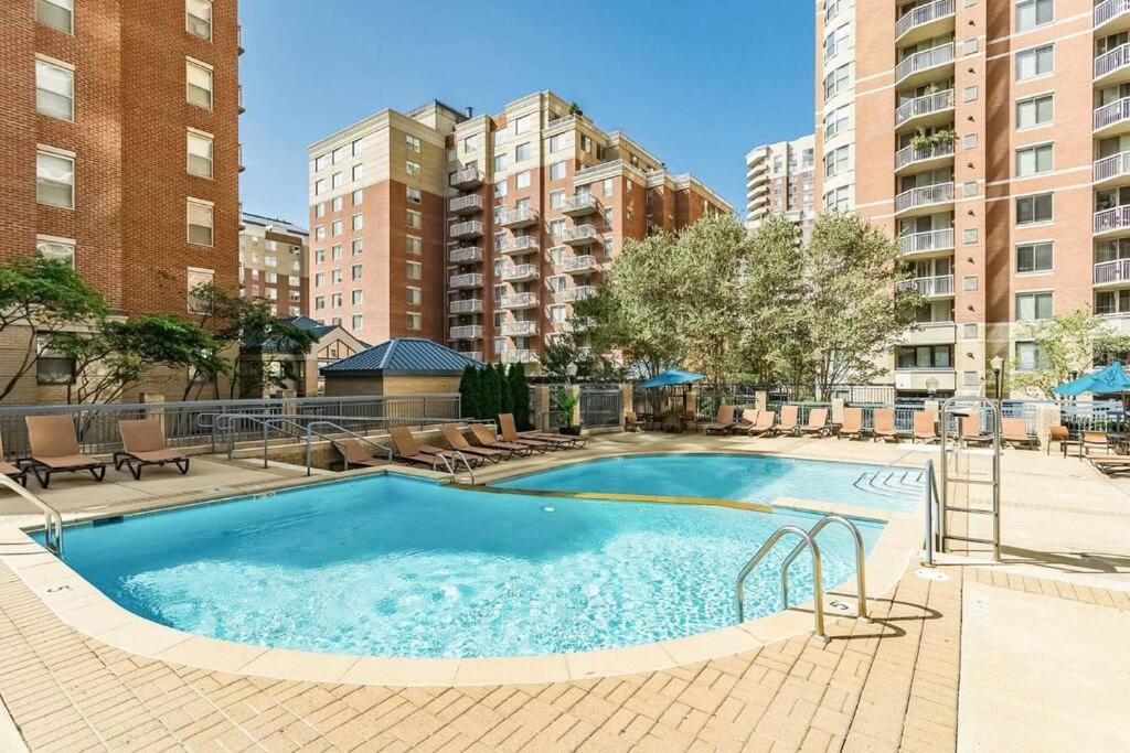 Gorgeous 1 Bedroom Condo At Ballston Place With Gym 阿林顿 外观 照片